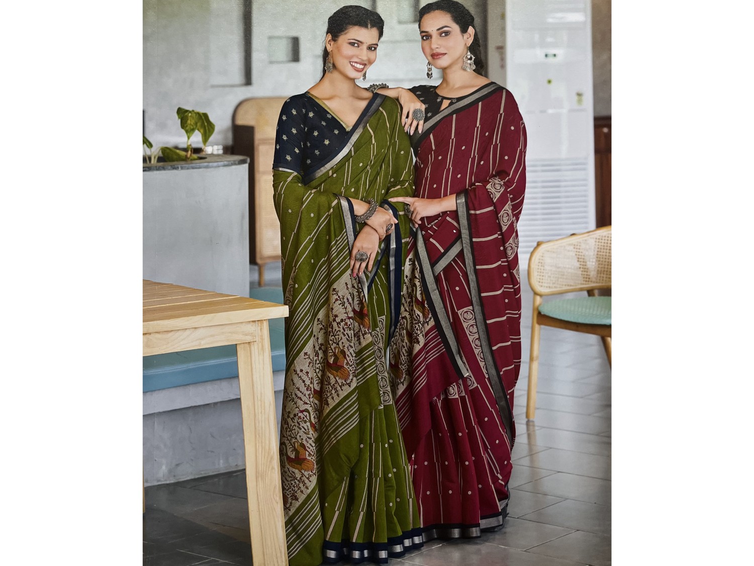 Classic Weaves Woven Cotton Saree